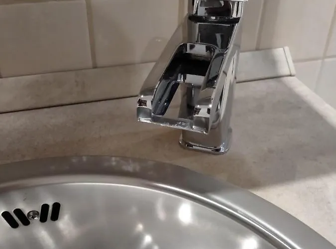 Romeo 招待所 巴里